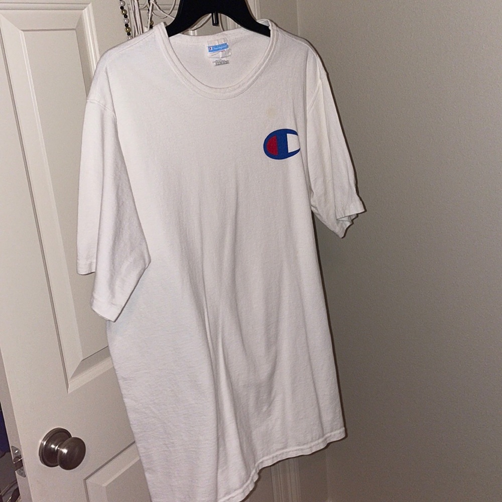 Oversized champion tee
